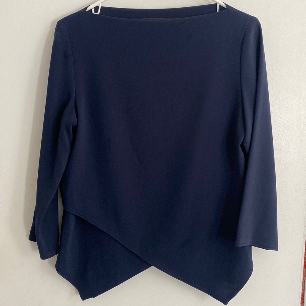 Tom and Linda Platt Matte crepe navy top US6 - NWOT